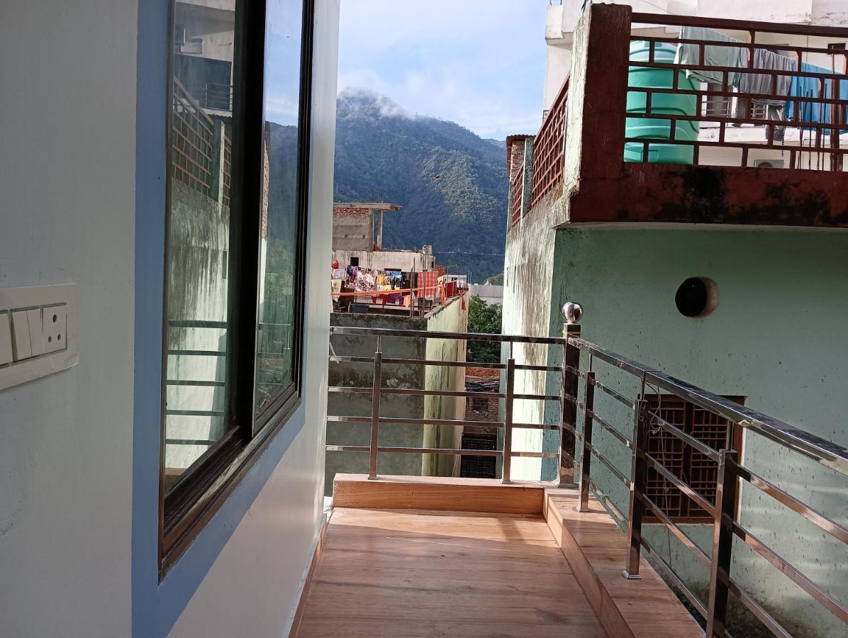 Crescent Moon Homestay Rishīkesh 외부 사진